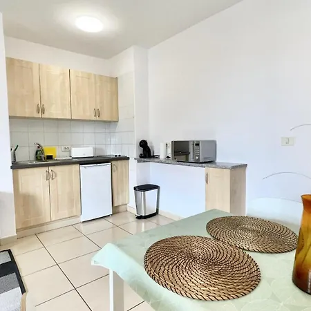 Sunset En Cristianos アパート *